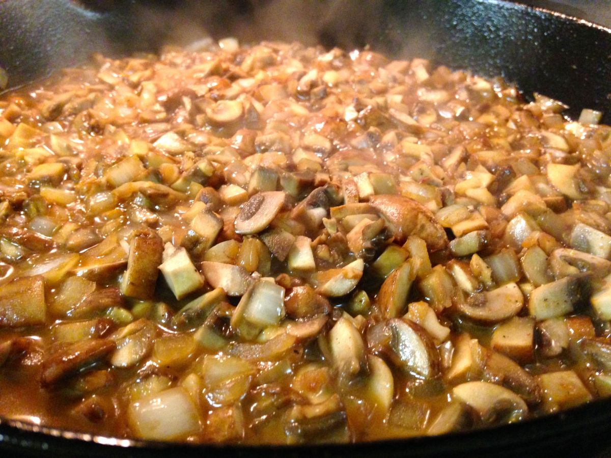 Chicken Thighs and Mushrooms (a Jacques Pepin recipe)