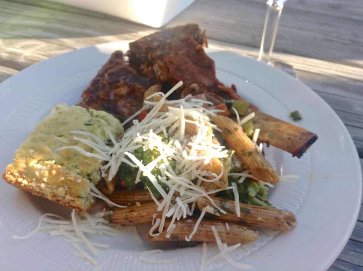Clinton's Ribs, Pasta Salad and Zucchini Bake
